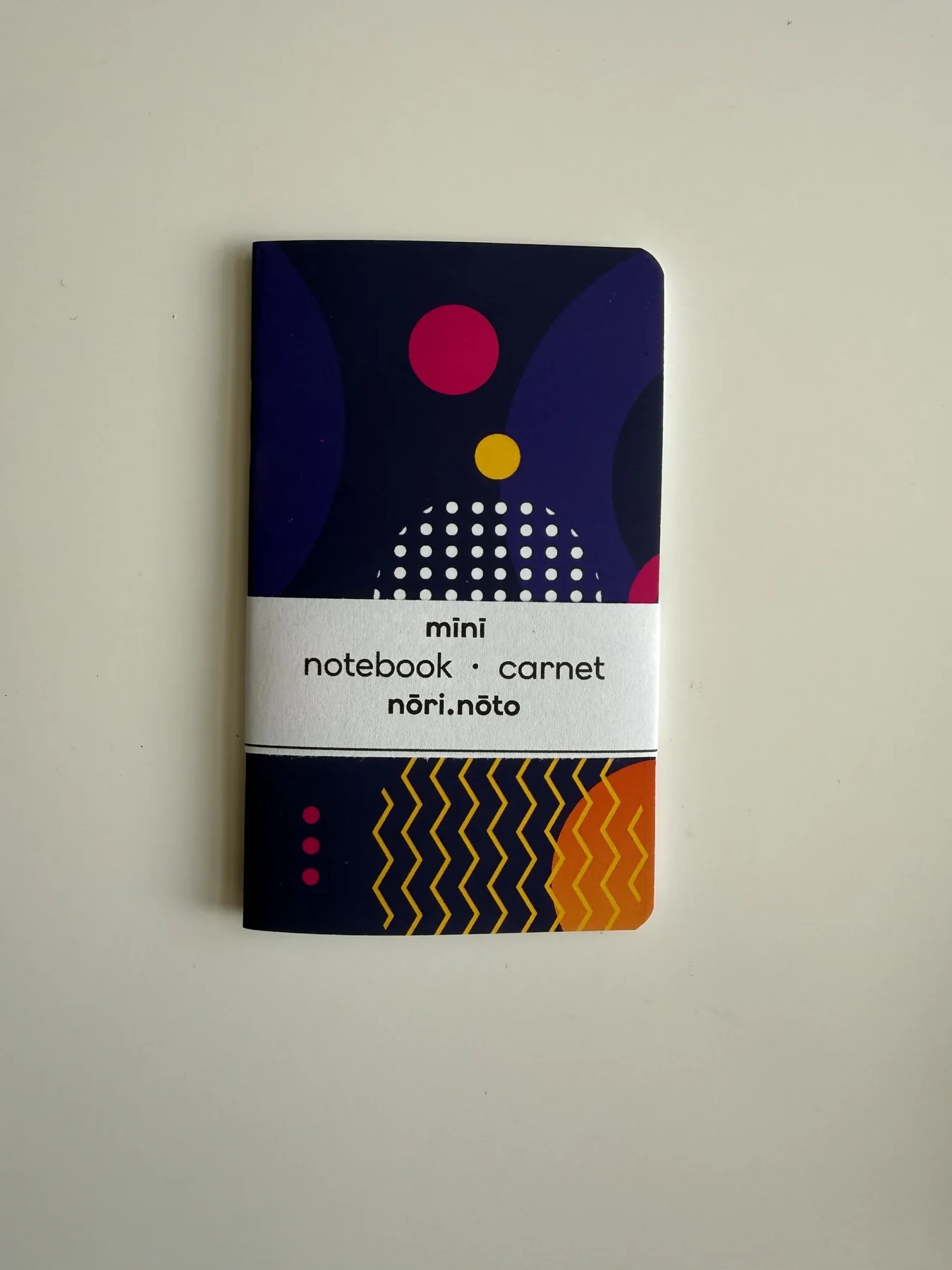 Navy Mīnī Fankī notebook with dots and yellow chevrons